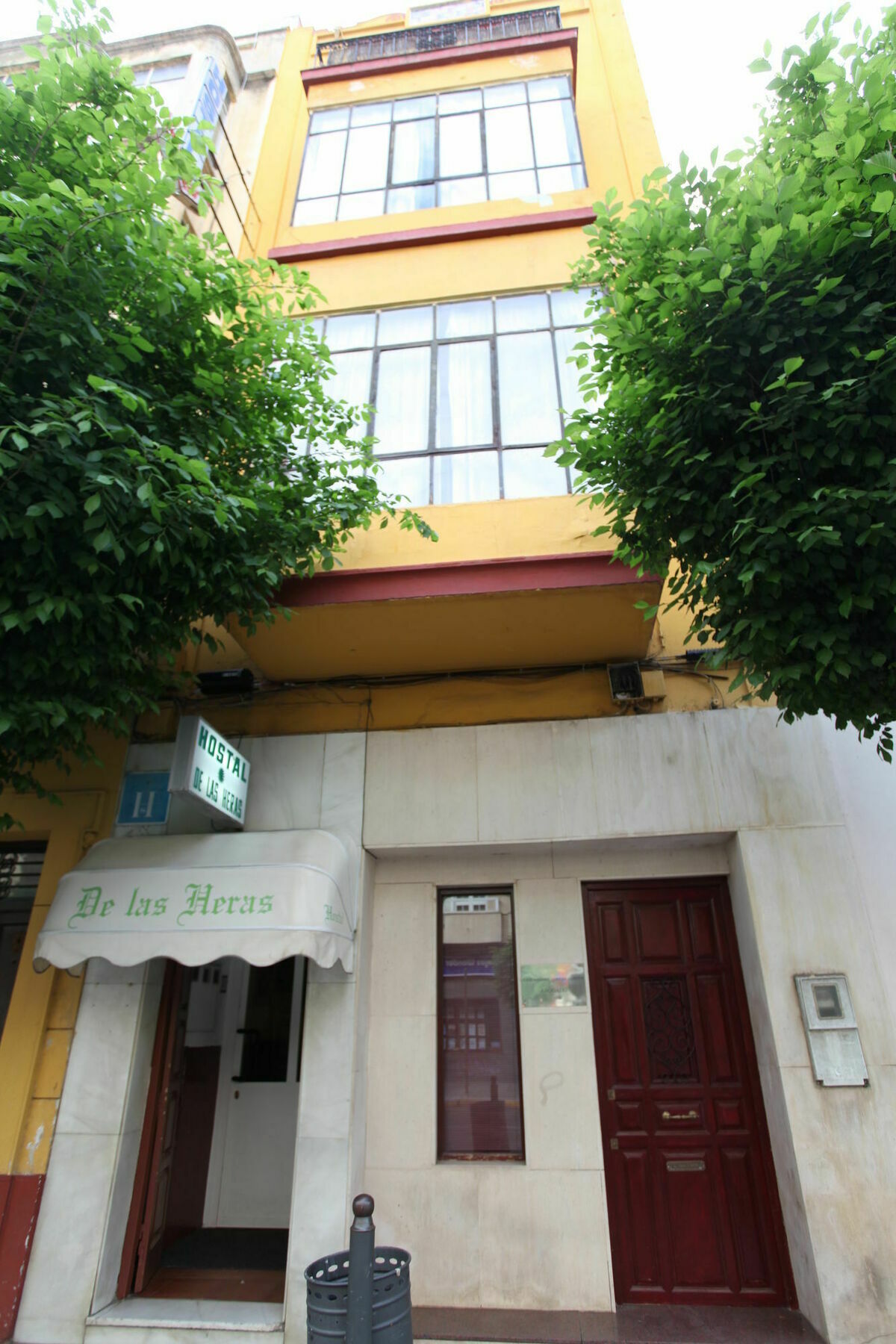 Hostal De Las Heras Badajoz Exterior photo